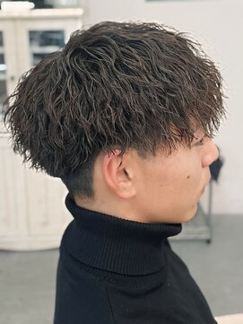 バース バイ ハピネス(BIRTH by happiness) ツイストスパイラルパーマツイストパーマメンズマッシュパーマ