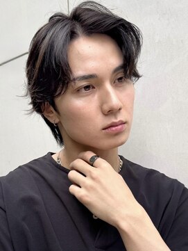 トルネード(TORNADO) ツーブロックセンターパート メンズパーマ かきあげ A0523