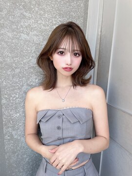 ロンド レア 天神大名店(Lond Le’a) ホワイトブロンド/外ハネボブ/美髪/ワイドバング/ブルーブラック