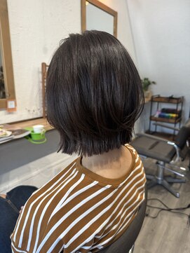 ペアツリー(Pear tree) レイヤーボブ×ダークグレージュ