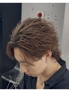 オーバル ジングウマエ(OVARL jingumae) 顔周り毛流れスパイラル波巻きミックスパーマ