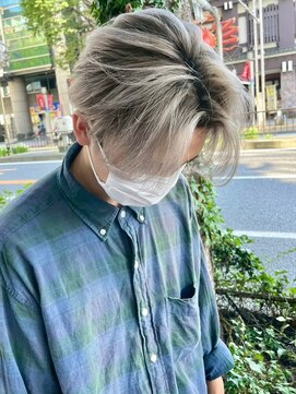 ネハス 名古屋栄店(nehus.) MEN’S HAIR/サーフカール/刈り上げセンターパート/ブリーチ