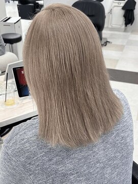 ビーシャンス(B.Chance) グレージュカラー