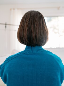 サニーサイド(SUNNY SIDE) 前上がりの丸みボブ