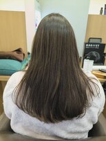 ウイバイファースト(u'i by first)&nbsp;オリーブベージュのロングスタイル