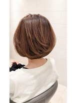 クラメール 黒崎コムシティ店(Kraemer)&nbsp;大人可愛い丸みボブ×艶ベージュ