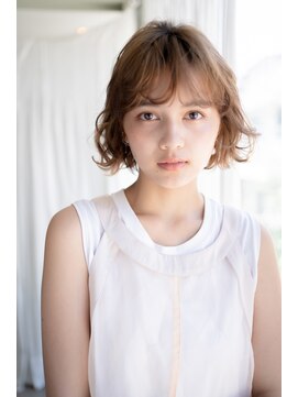 マグノリア オモテサンドウ(MAGNOLiA Omotesando) エアウェーブで大人かわいい先を遊ばせたレイヤーボブルフ