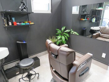 BARBER SHOP FAVO【バーバーショップファヴォ】