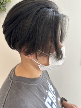 ケイズプラスカラン(HAIR AND MAKEUP K's PLUS calin) ブルーアッシュショート