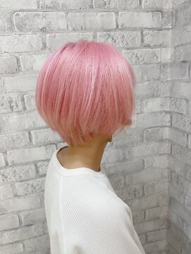 リプル(RIPPLE) 透明感抜群のミルキーピンクボブ