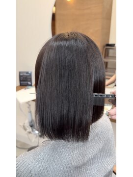 スワン(SWAN) 美髪矯正×切りっぱなしボブ