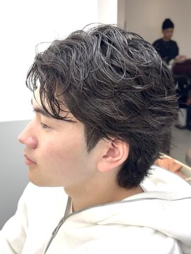 MEN’S HAIR/サーフカール/刈り上げセンターパート/北堀江O