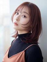シオン(shion) 顔周りレイヤーピンクベージュ前髪ミディアム_F21501