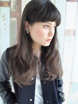 ナヌーク シブヤ(nanuk shibuya)&nbsp;甘辛◇眉上カールバングとアッシュ系グラデーションカラー◇