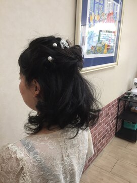 美容室 シャルドン シンプル×ハーフアップ