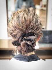 ヘアーアレンジ