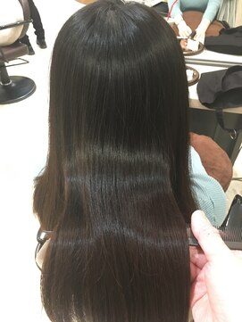 ユーフォリア 銀座本店(Euphoria) 毛髪診断＆Aujuaトリートメントで最強ツヤ髪特集NO.7