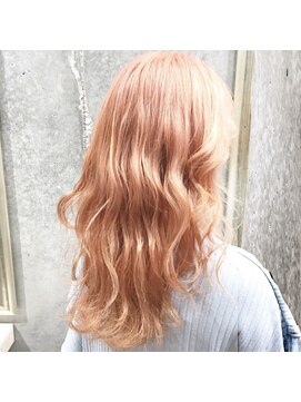 レイドバック(LAID BACK) 【代官山 LAID BACK】ツヤツヤキラキラフラミンゴカラー☆