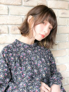 リリアン 青山(relian) ポイントカラーでオシャレミディ！