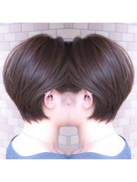 スーリール 春日店(Sourire) 大人女性☆ショートヘア