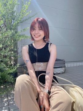 イースタイル 志都呂店(e-style com’s hair) デザインピンクでキレイめカジュアル #ビビッドカラー