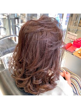 トレボー 聖蹟桜ヶ丘店 エレガントカール