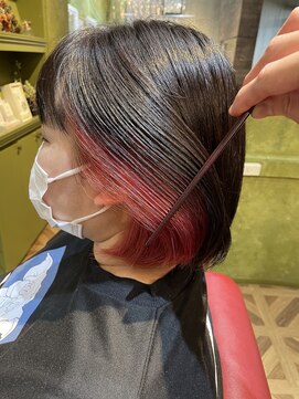 ボネッカ 鶴見(BONECCA) 【佐々木健太】ボブ×インナーレッド