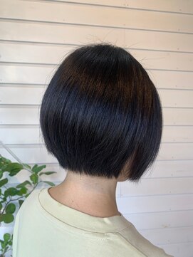 ラコスタ(LaCosTa) 20代30代大人可愛い切りっぱなしハニボブ♪立体感丸み秋ヘアー