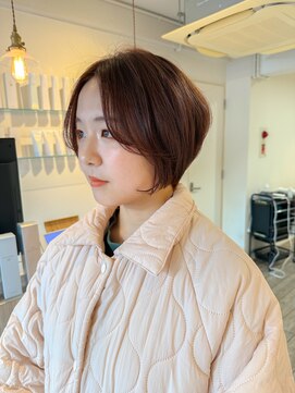 コマド(Comado) センター分け大人ショート♪