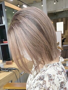 ムク 横浜店(muku) ダブルカラーミルクティーベージュカラーケアブリーチ韓国ボブ