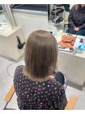 ミルクティーベージュ