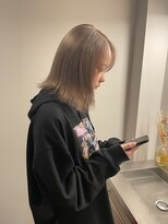 チャプター 問屋町(chapter)&nbsp;ケアブリーチミルクティーベージュミディアムレイヤー韓国ヘア