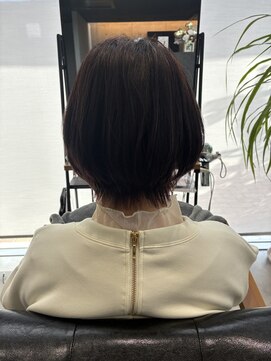 コティ(Kotii) ショートボブ／縮毛矯正
