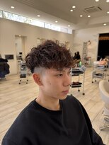 ロンド ラマ 岐阜(Lond bla-ma) バーバーフェード×スペインカール【Lond伊藤メンズ】