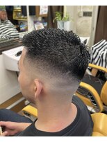 オアゾバーバー(OAZO BARBER)&nbsp;スキンフェード×アイロンパーマ