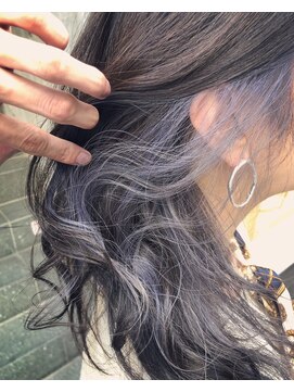 ビヨンドイー(beyond E) インナーカラーシルバーグレー