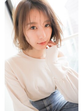 フィックス ヘアー(FIX hair) ショートボブ[マッシュボブ/ミルクベージュ/ボブレイヤー]