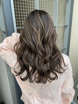 ユアーズヘア 新宿WEST(youres hair) コントラストハイライト　3Dハイライト　グレージュ