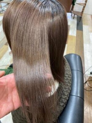 憧れのうる艶髪を毛先まで再現する,極上髪質改善[ヘアエステ]。自分史上最高を叶える特別なトリートメント*