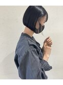 ベージュインナーカラーのボブヘア
