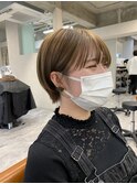マスクしてもかわいいコンパクトショート×赤み消しベージュ