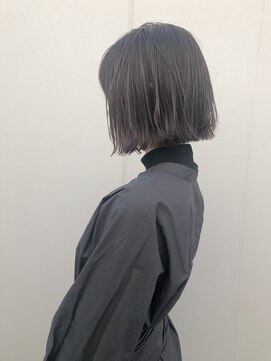 アンドチル 渋谷(AND CHILL) ダークアッシュ/切りっぱなしボブ/外ハネボブ【AND CHILL渋谷】