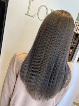 ラビス 浦和(Lovis) デザインカラー/レイヤーカット/ウェットヘア/夏のヘアアレンジ