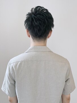 ゴーズゴードットビー 吉祥寺(go s go .b) モスグリーンの立体束感ショート【吉祥寺】【イルミナカラー】