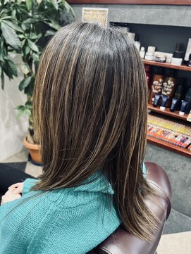 ニシムラ(NISHIMURA) カット＋うる艶カラー＋ハイライト＋最高級トリートメント