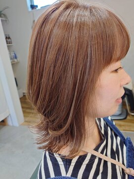 イズランドヘアー(Izland hair) ハニーベージュ×細めハイライト