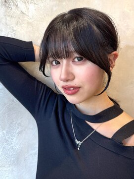 ジーナ 銀座中央通り(Zina) 小顔似合わせカットフェミニンロングレイヤーラテカラー