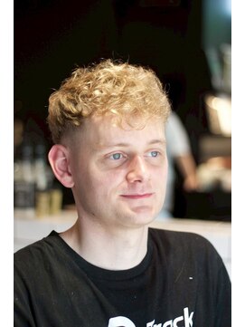 キングスマン トーキョー 国分寺(KINGSMAN TOKYO) スペインカール