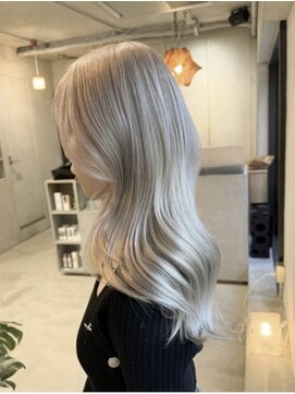 スタン 渋谷(Stam) グレージュ/ホワイトブロンド/マロンベージュ/韓国風巻き/ロング