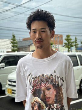 ヴェロ 福井(VeRO) スパイキーパーマ